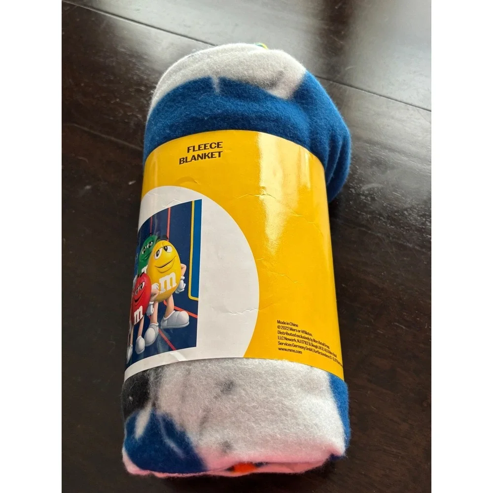 M&M's Character Fleece Blanket 50x60 Blue White Mars Candy Characters New